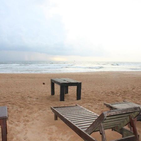 Warahena Beach Hotel Bentota Exterior foto